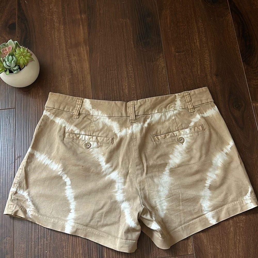New York & Company Shorts - Picture 2 of 3